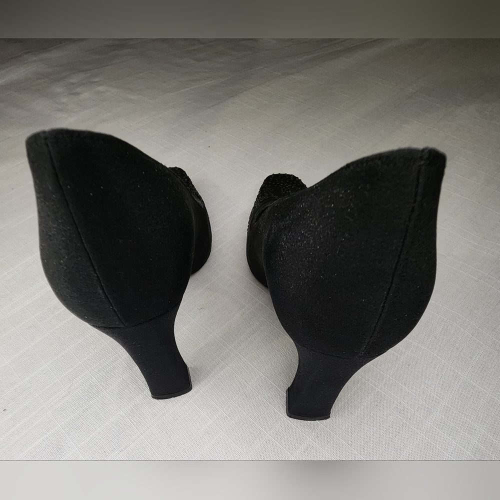 Stuart Weitzman Black Satin Crystal Pump Size 6 - Picture 4 of 9